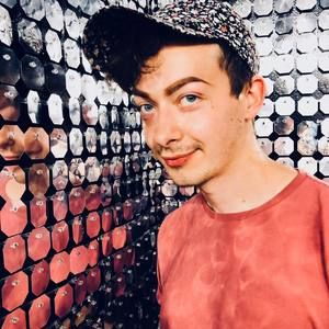 Meet your Posher, Dillon